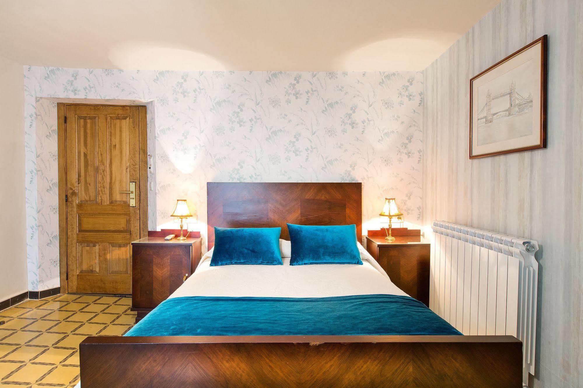 Hotel Villa San Jorge Azanúy エクステリア 写真